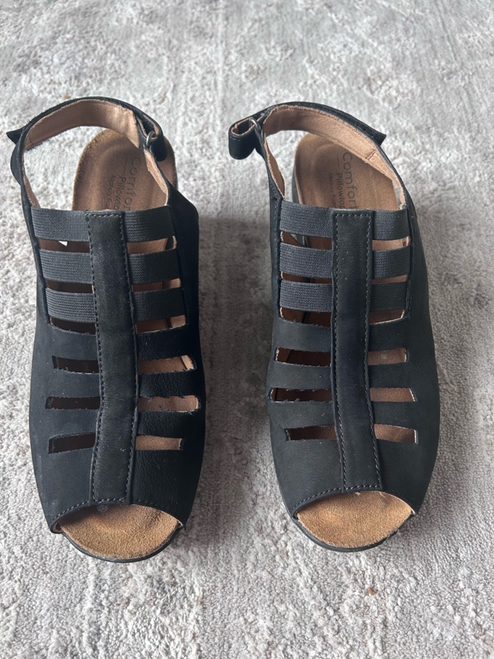Comfortiva Sandals Womens Size 9W Faye Pillowtop Black Leather Slingback Wedge